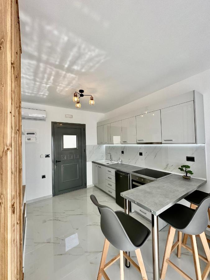 ארכאנגלוס Royal Luxury Studios מראה חיצוני תמונה