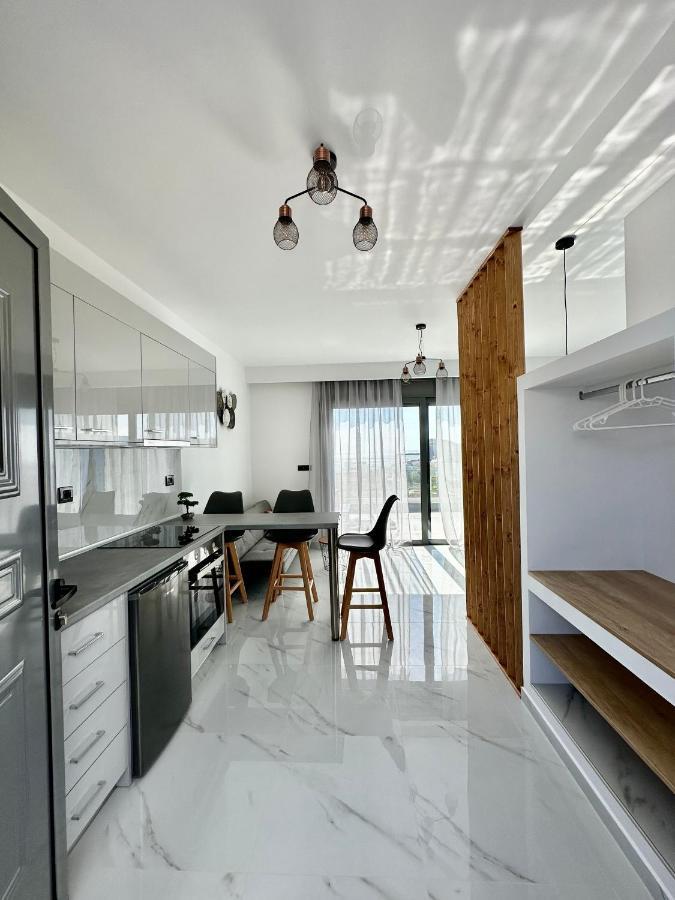 ארכאנגלוס Royal Luxury Studios מראה חיצוני תמונה